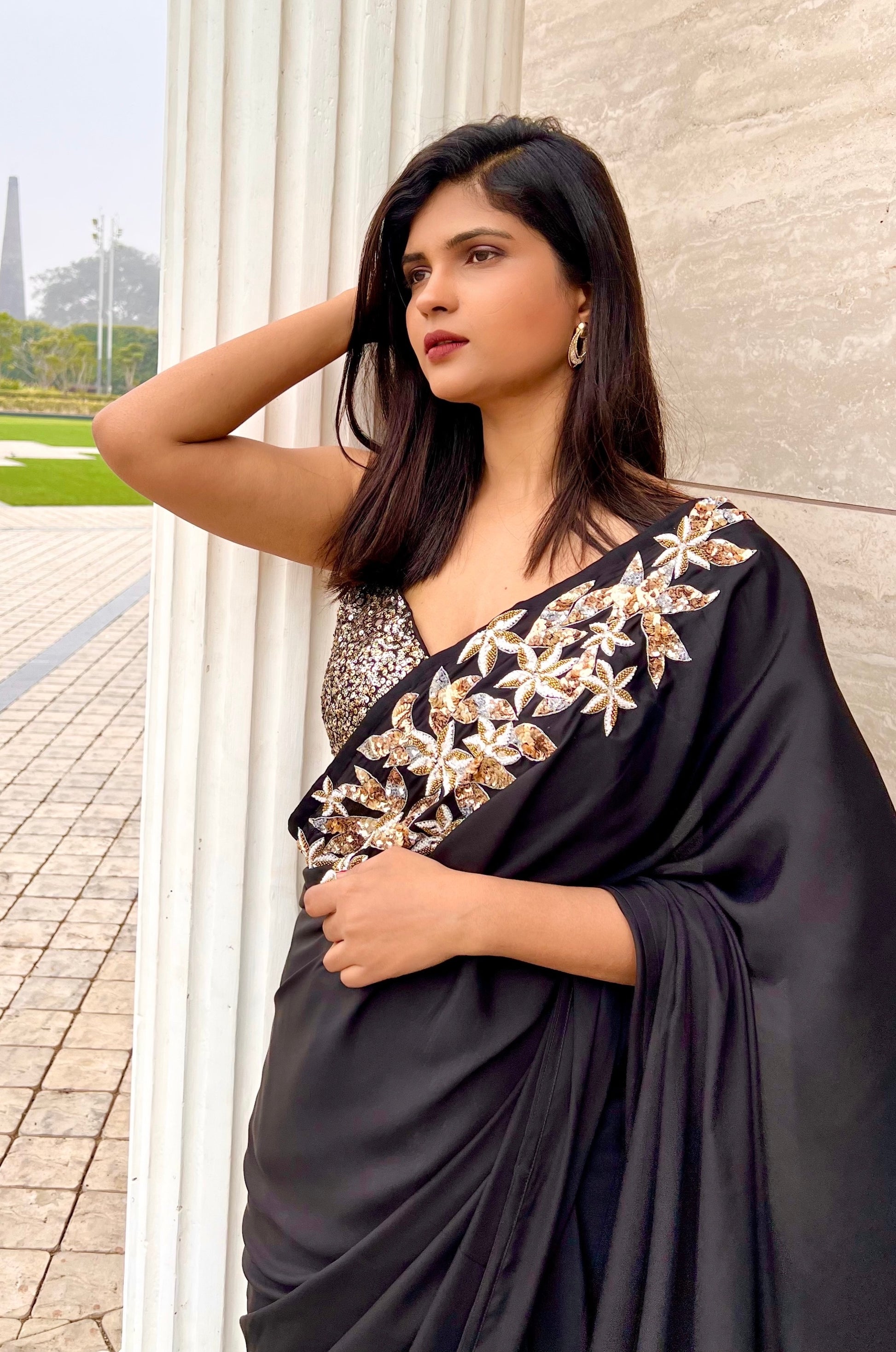 MidnightBloom_000515 - Vanesara