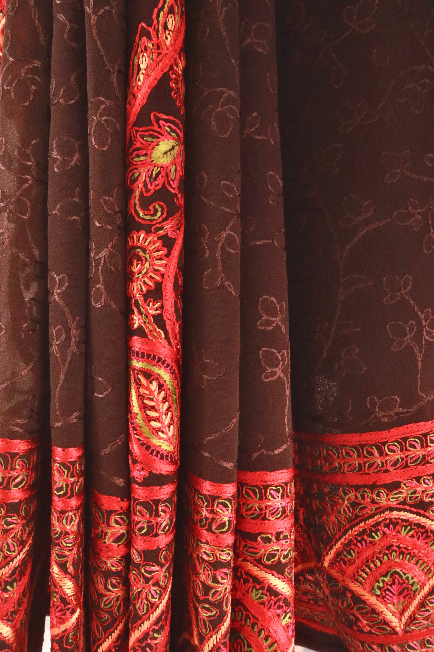 Brown Thread Woven Saree - Vanesara