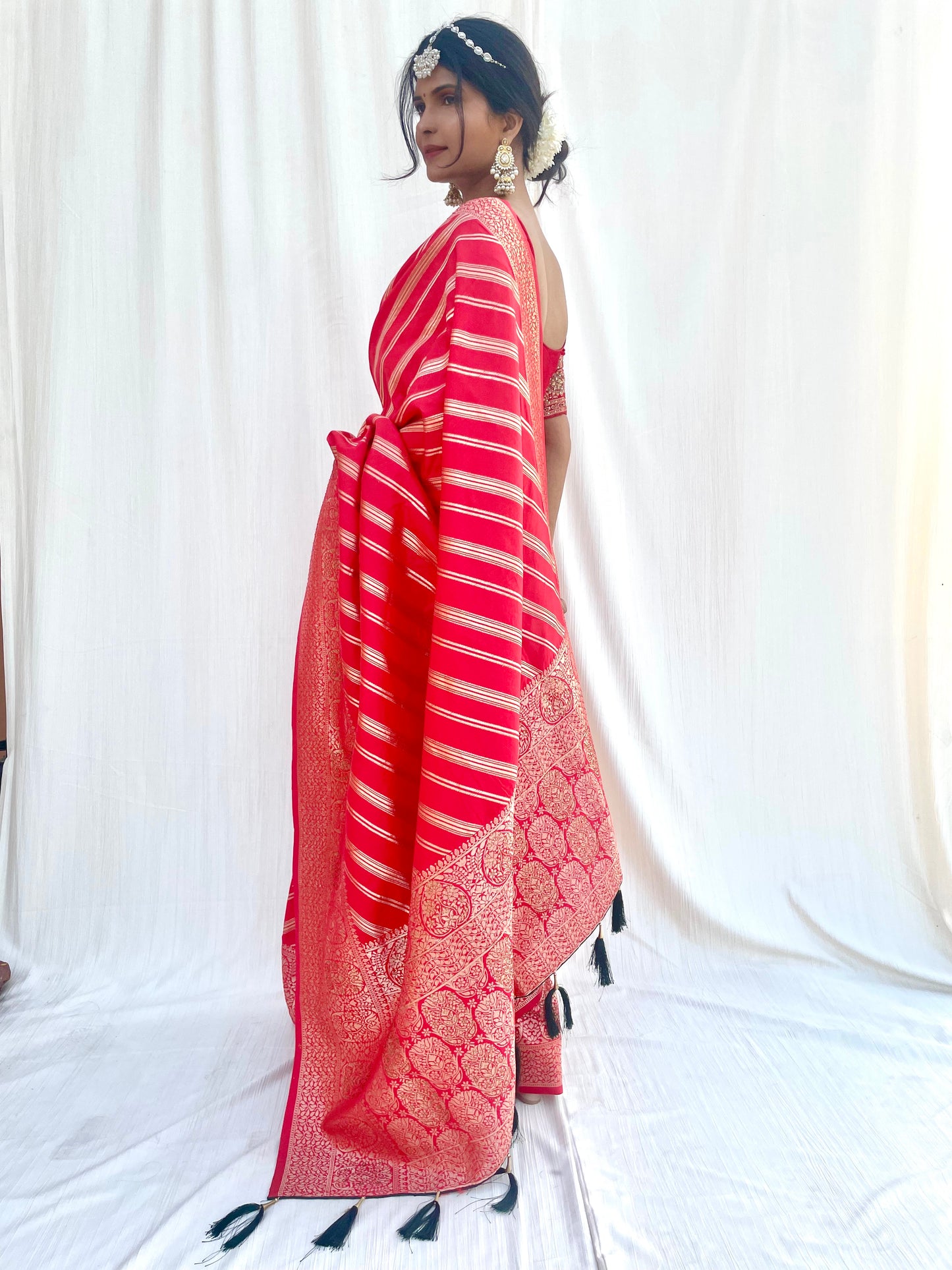 Red Silk Saree with Zari Line Design - Vanesara