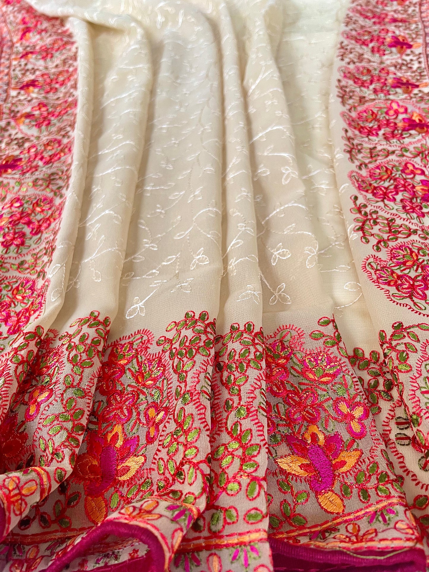 Georgette Saree with Multicolor Border - Vanesara