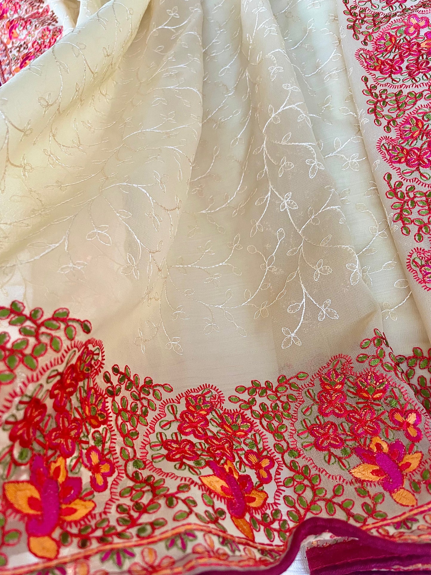 Georgette Saree with Multicolor Border - Vanesara