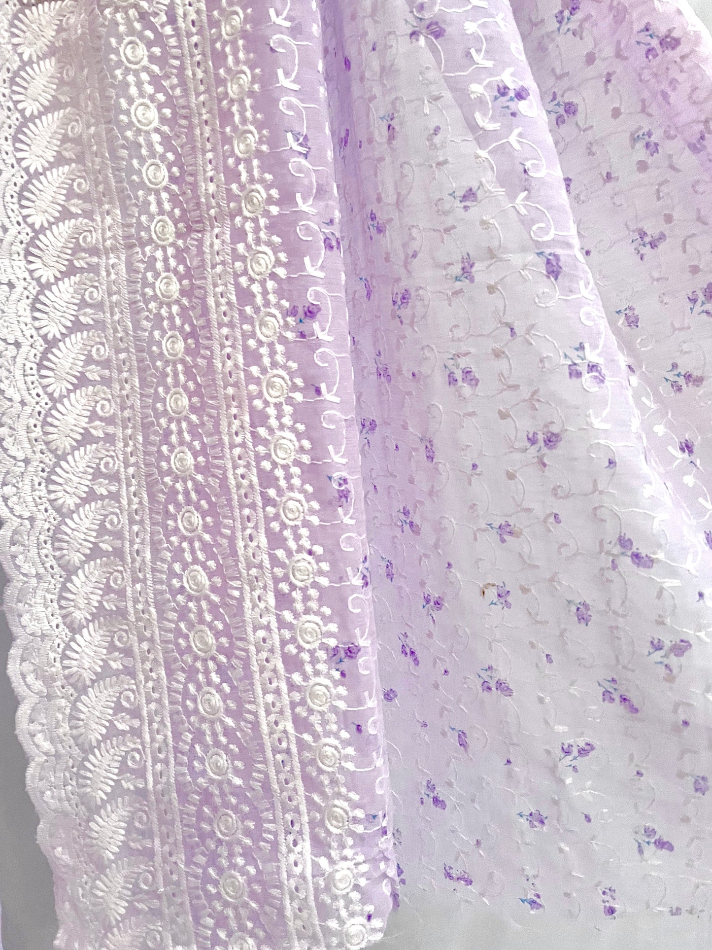 Cotton Floral Embroidered Saree - Vanesara