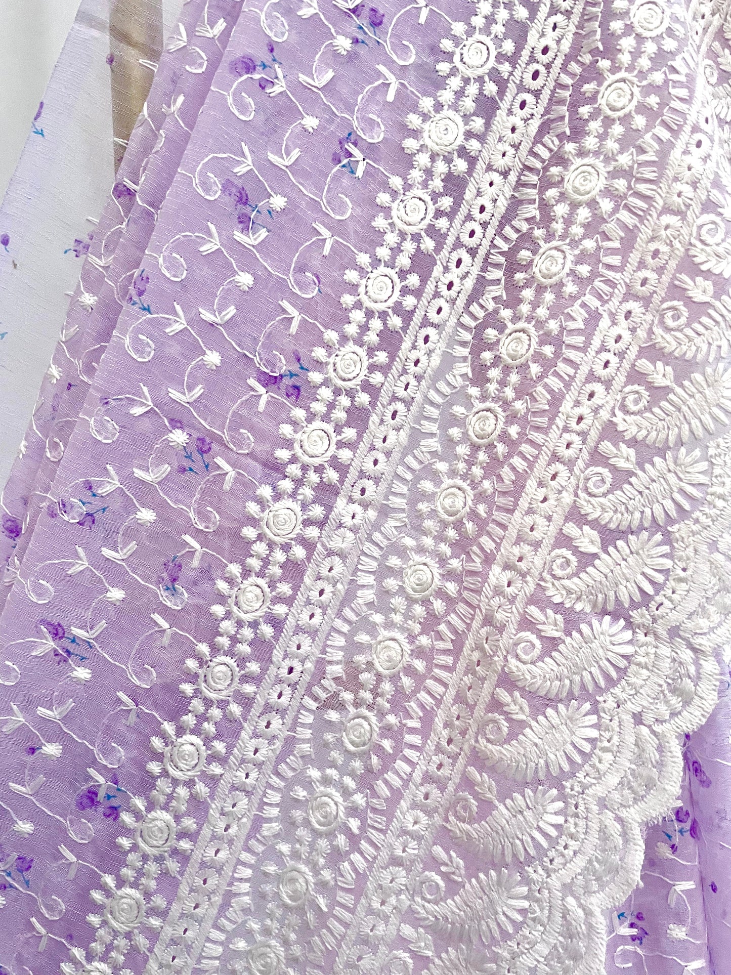 Cotton Floral Embroidered Saree - Vanesara