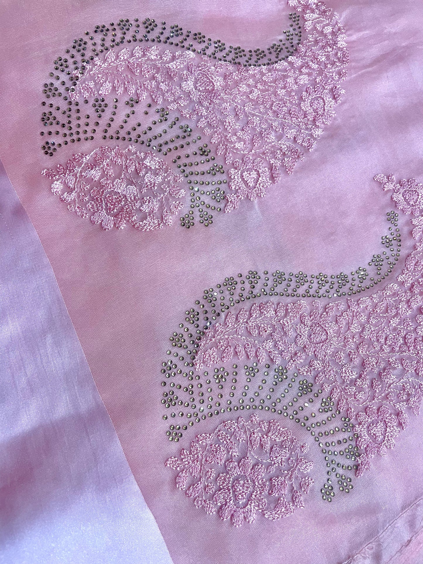 Thread Work With Swarovski Touch - Vanesara