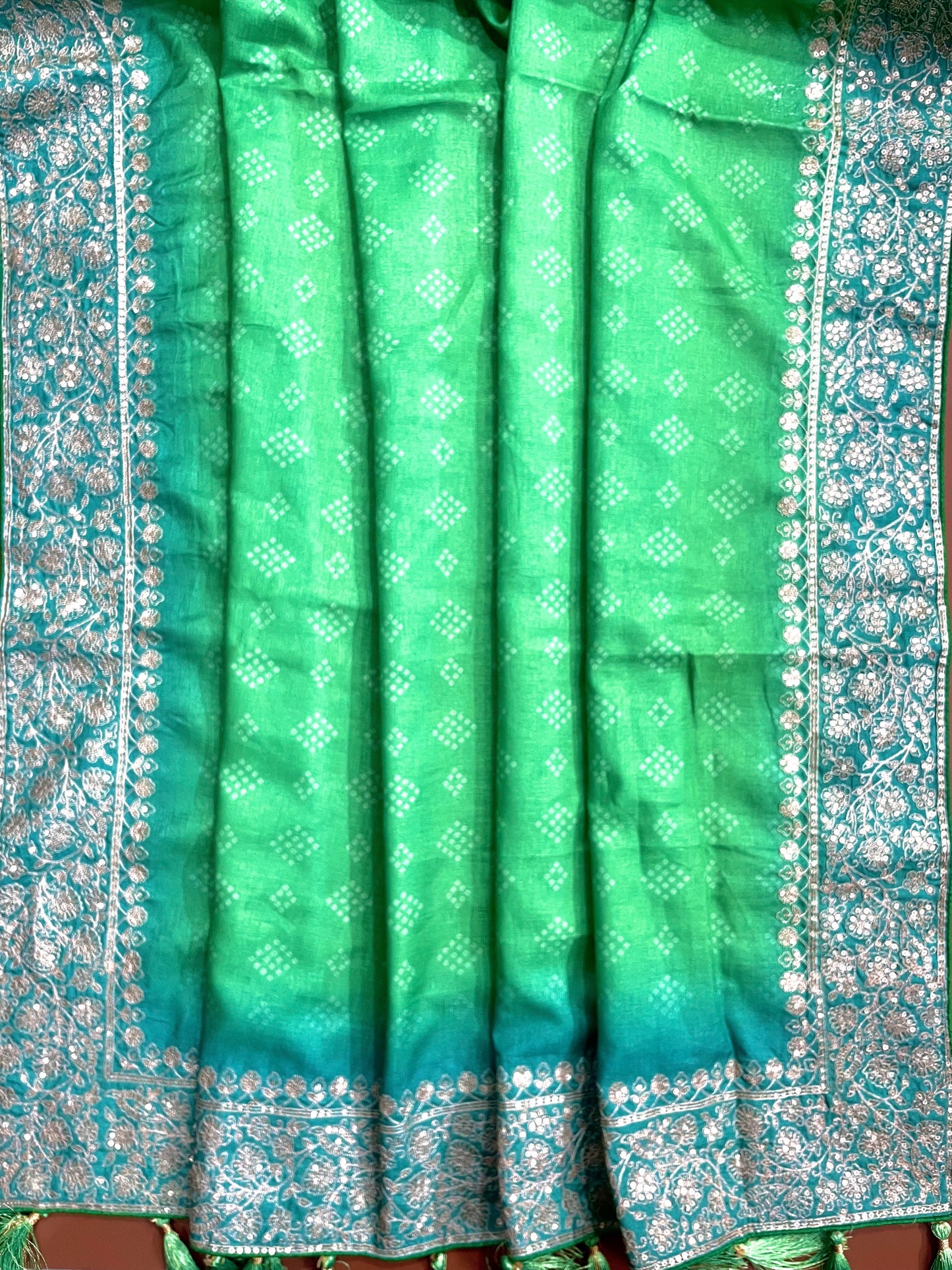 Bandhani Print Embroidered Silk Saree - Vanesara
