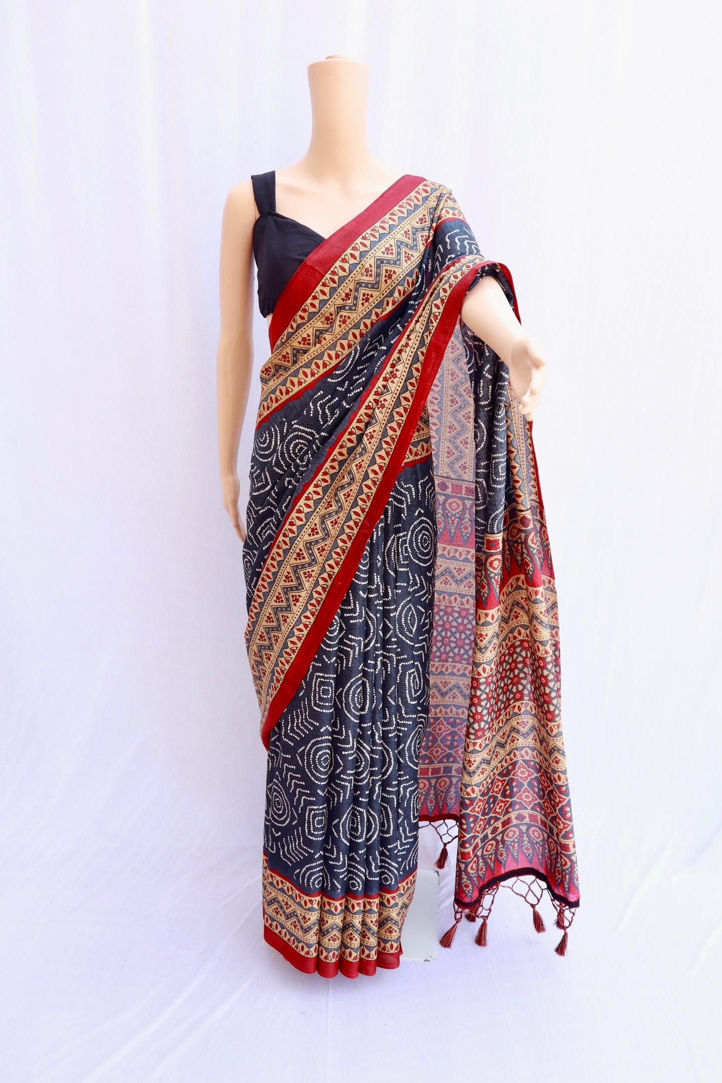 Blue printed crepe saree - Vanesara