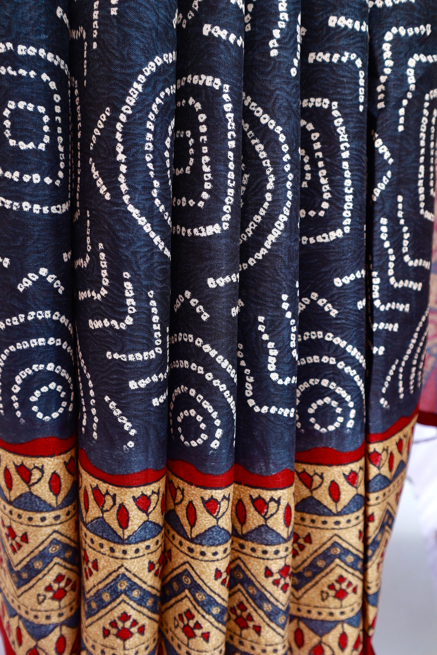 Blue printed crepe saree - Vanesara