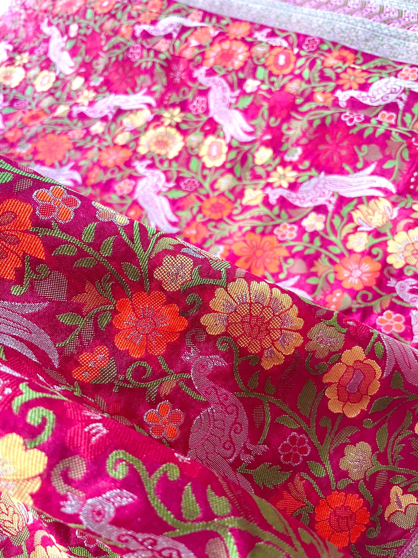 Silk saree with flower print - Vanesara