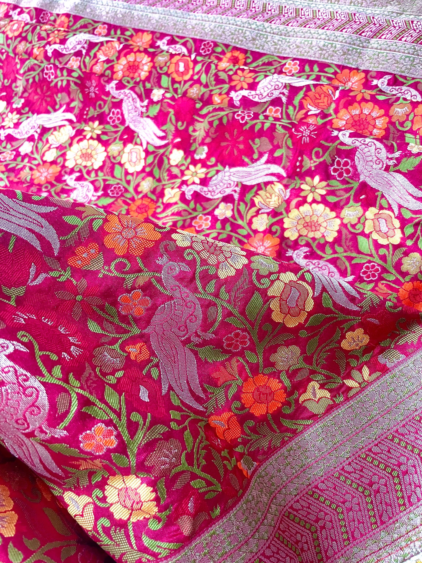 Silk saree with flower print - Vanesara