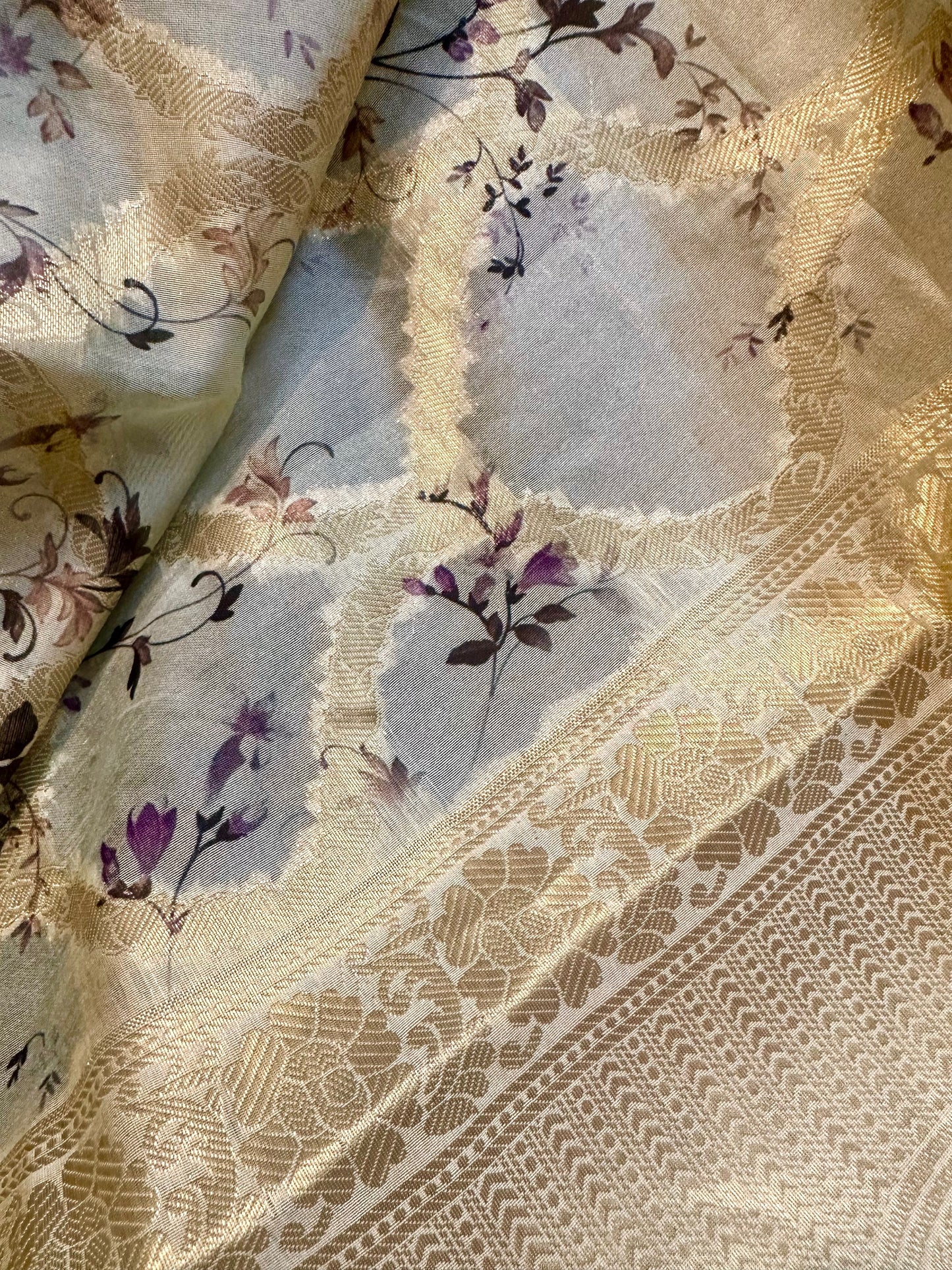 Off-White Organza Floral Print Saree - Vanesara