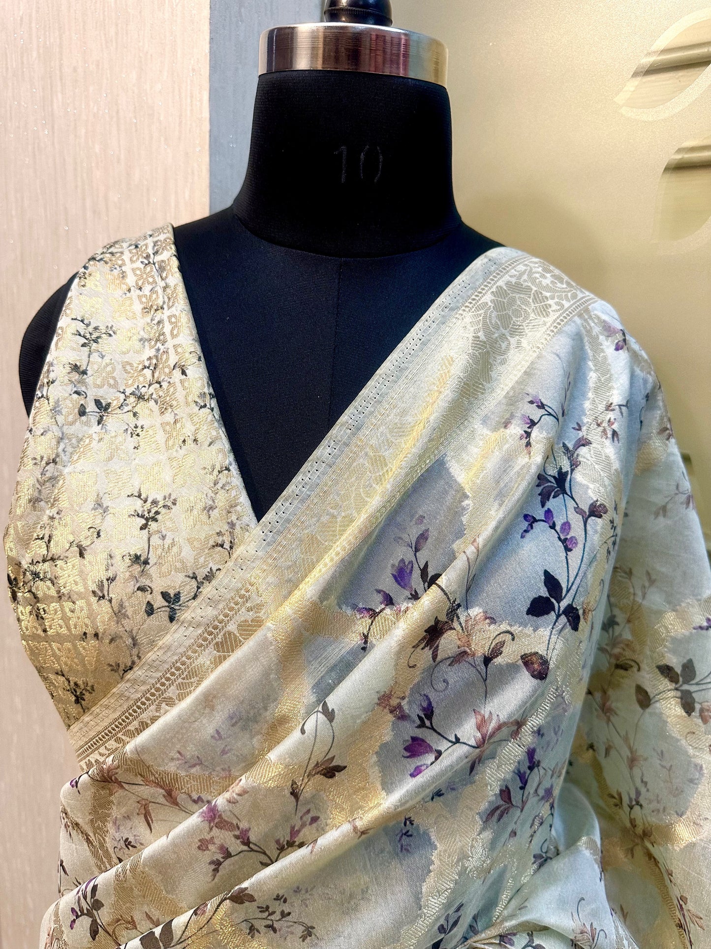 Off-White Organza Floral Print Saree - Vanesara
