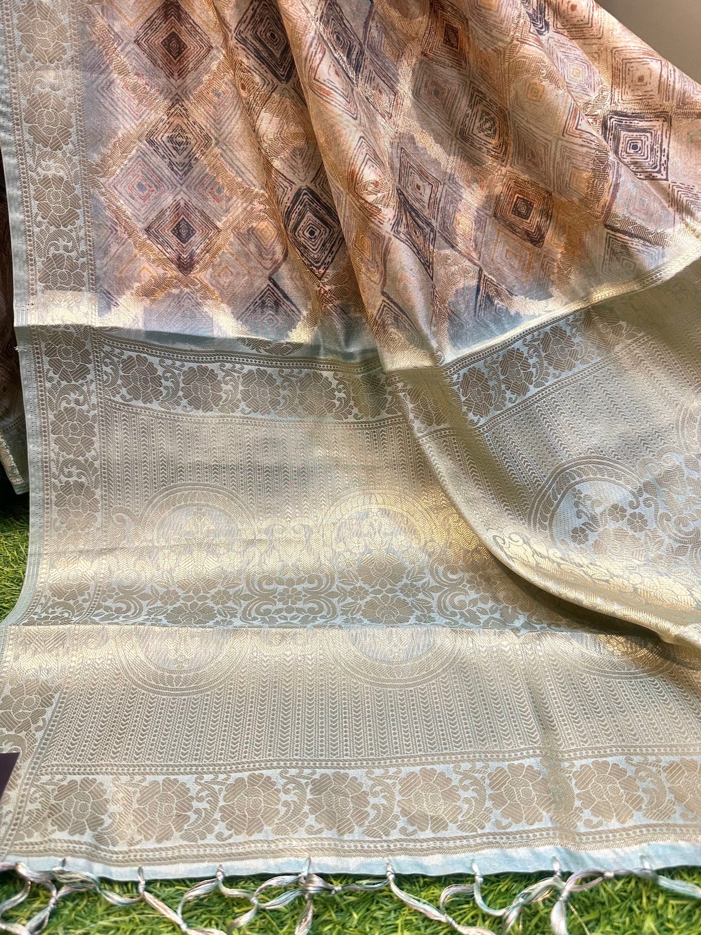 Multicolor Organza Saree with Zari touch - Vanesara