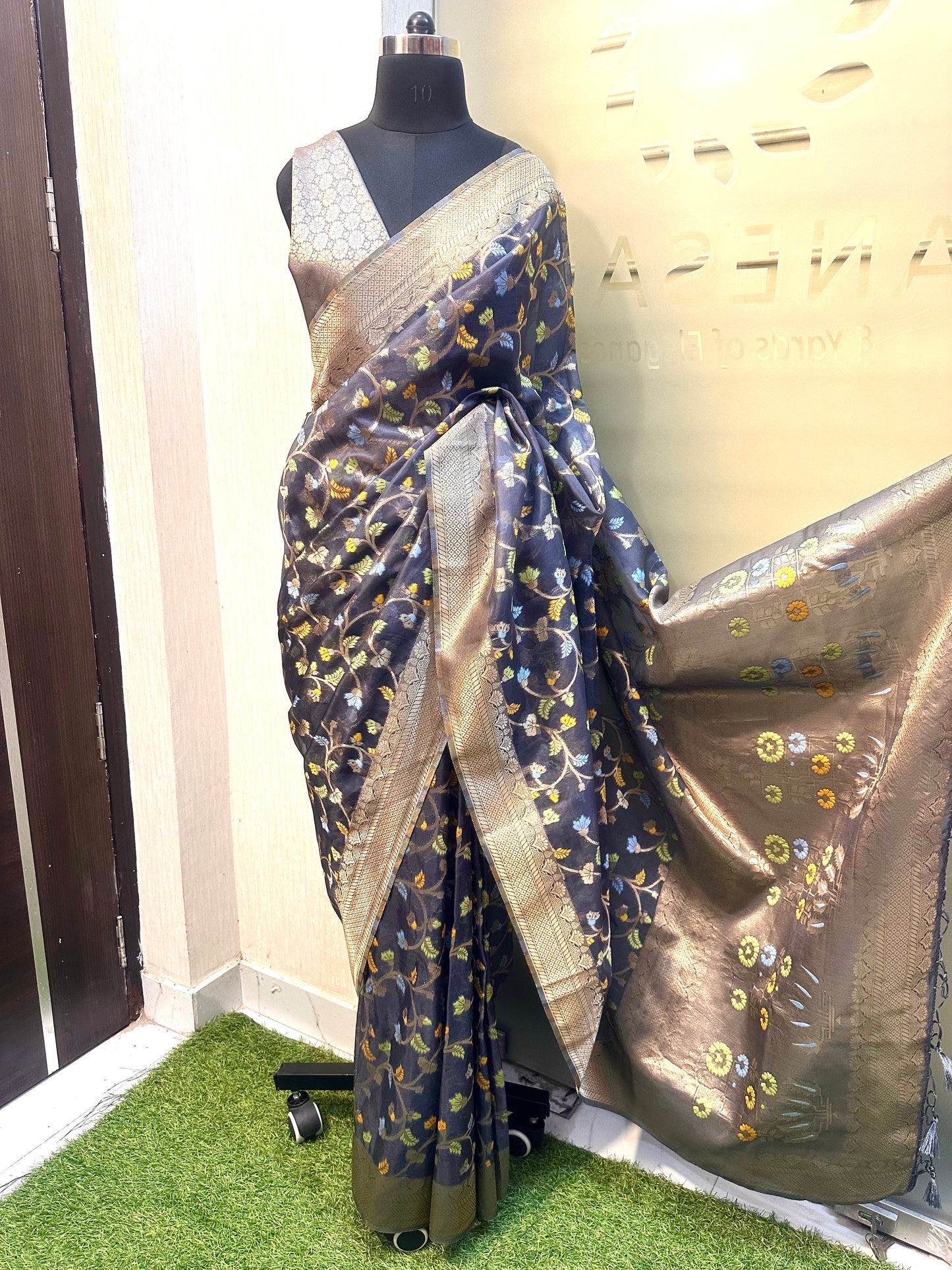 Multicolor Floral Print Organza Saree