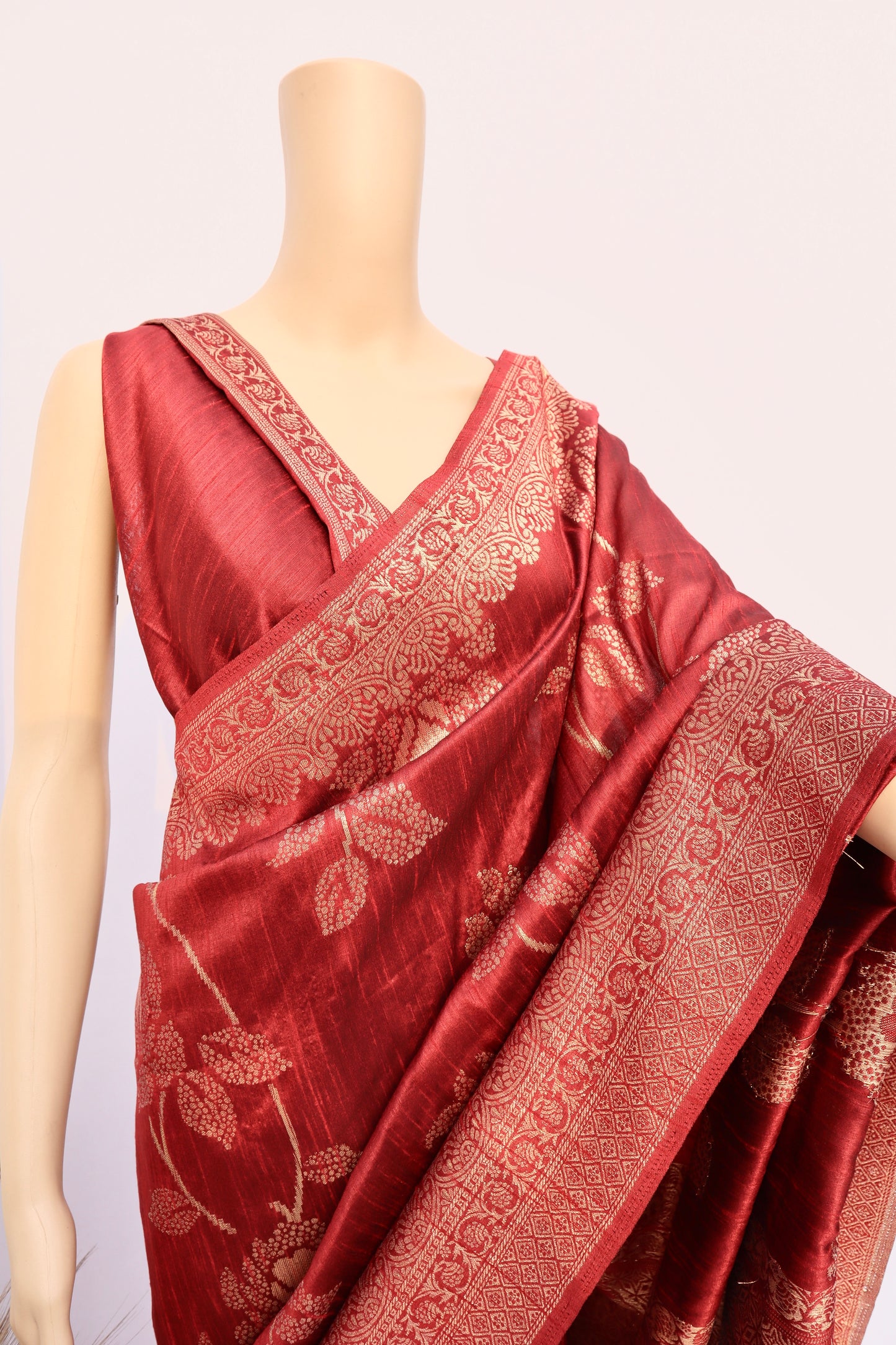 Red Silk Saree - Vanesara