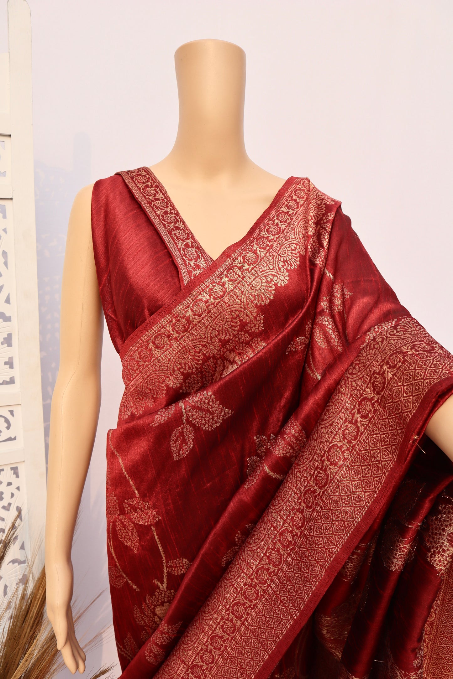 Red Silk Saree - Vanesara