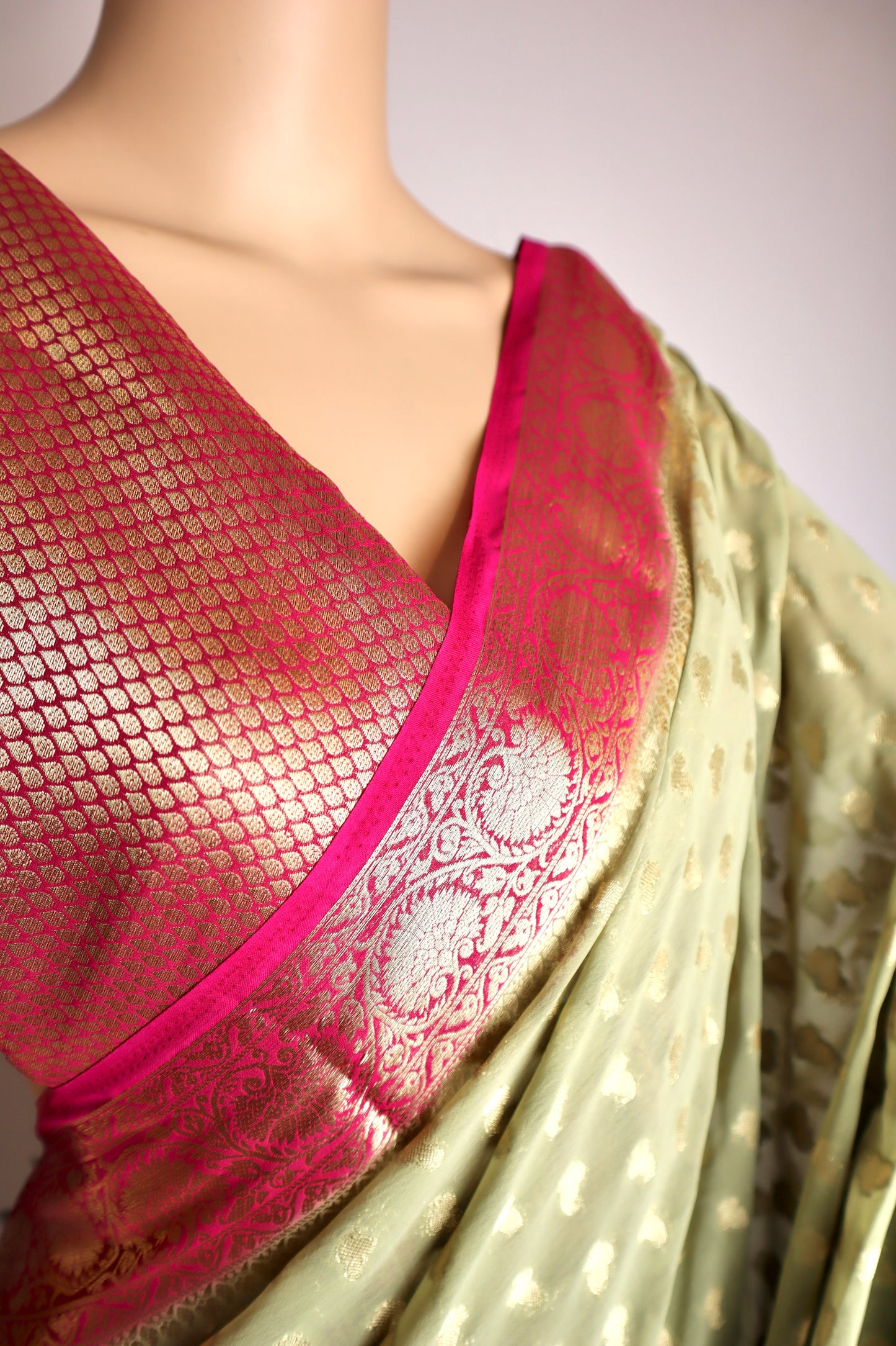 Dusty Green Zari Woven Saree - Vanesara