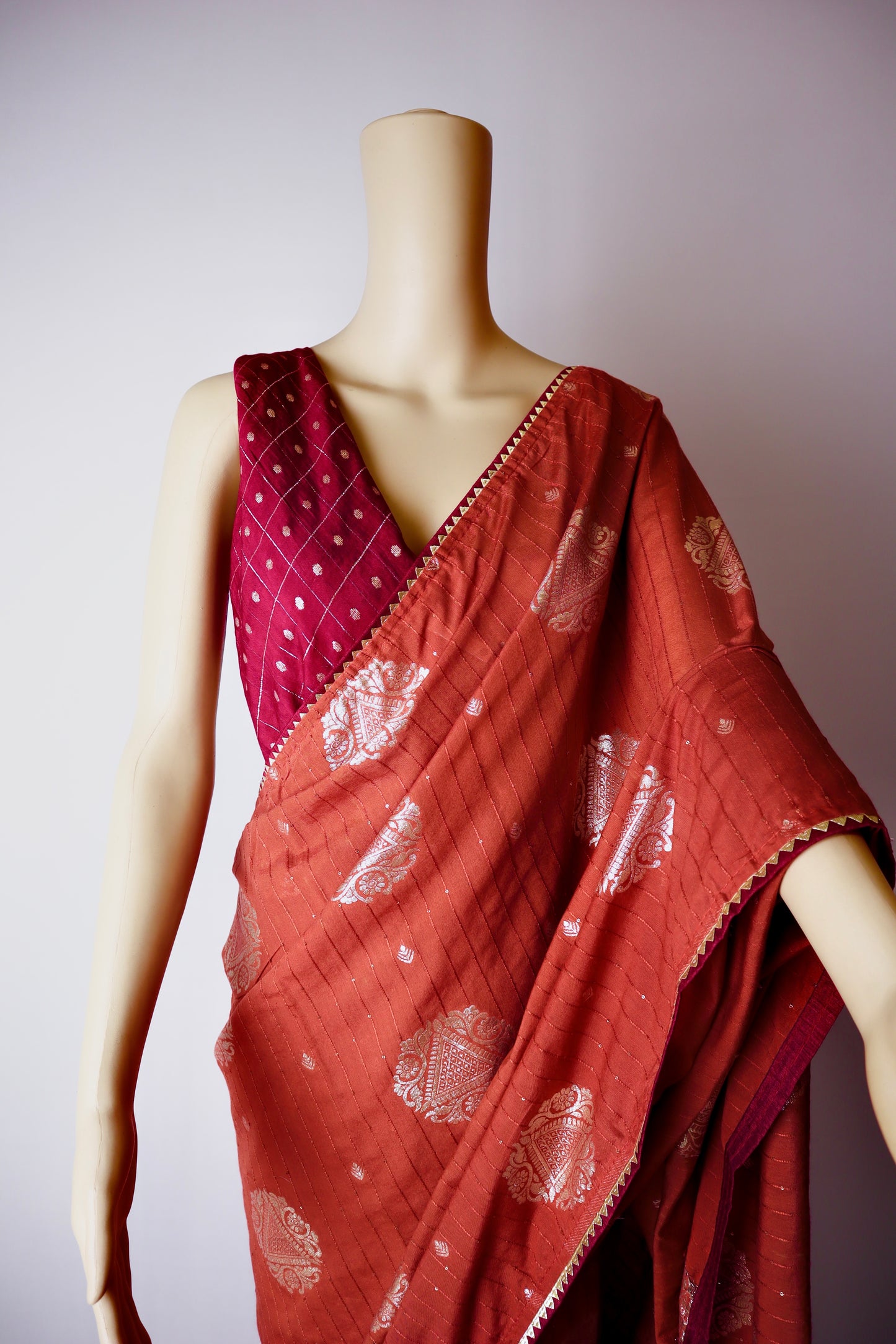 Zari Woven Brick Red Saree - Vanesara