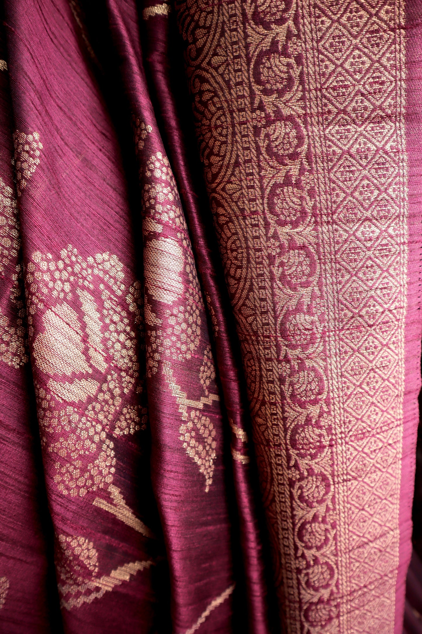 Maroon Red Printed Saree - Vanesara