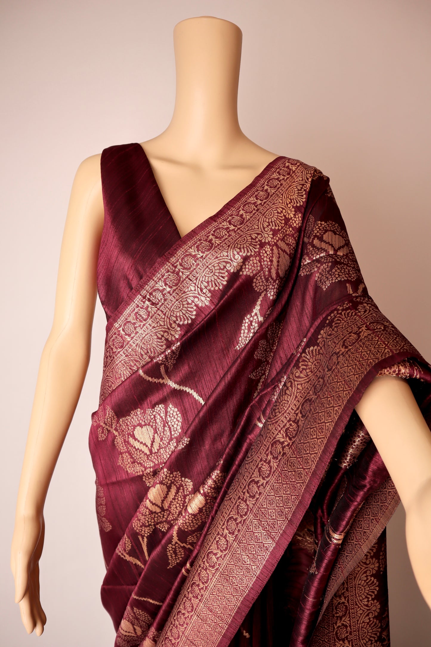 Maroon Red Printed Saree - Vanesara
