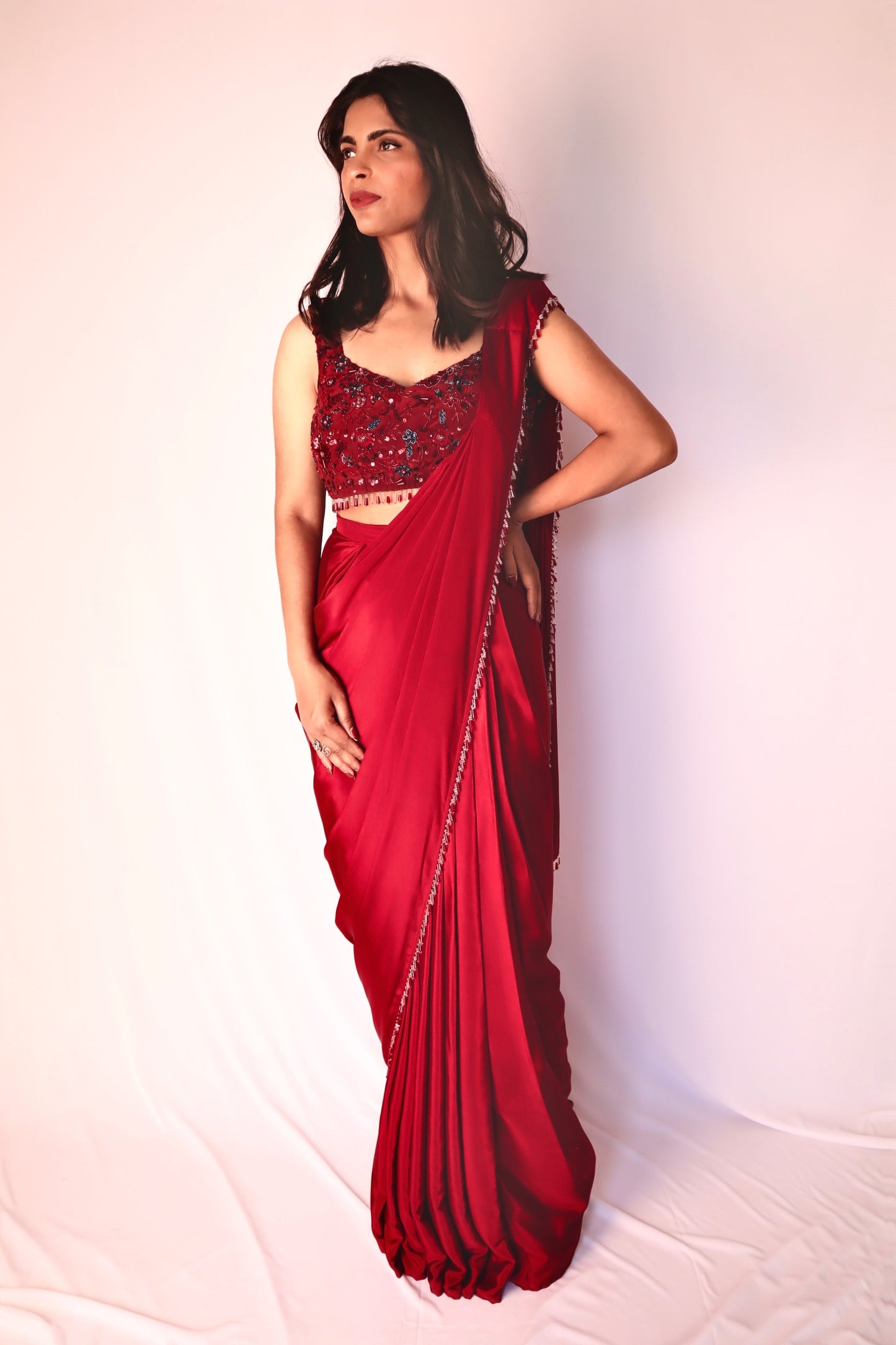 Predraped Maroon Lace Border Saree - Vanesara