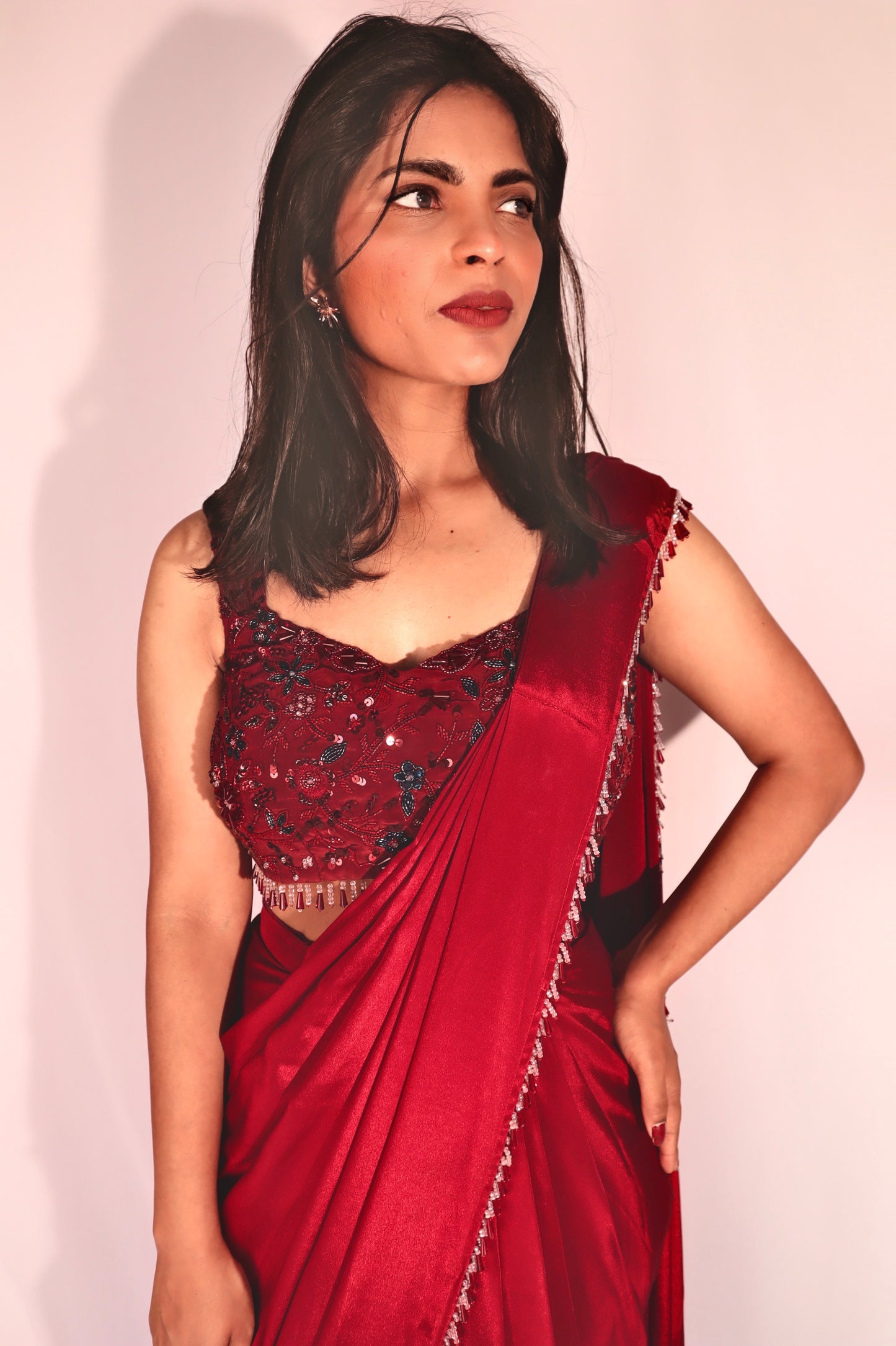 Predraped Maroon Lace Border Saree - Vanesara