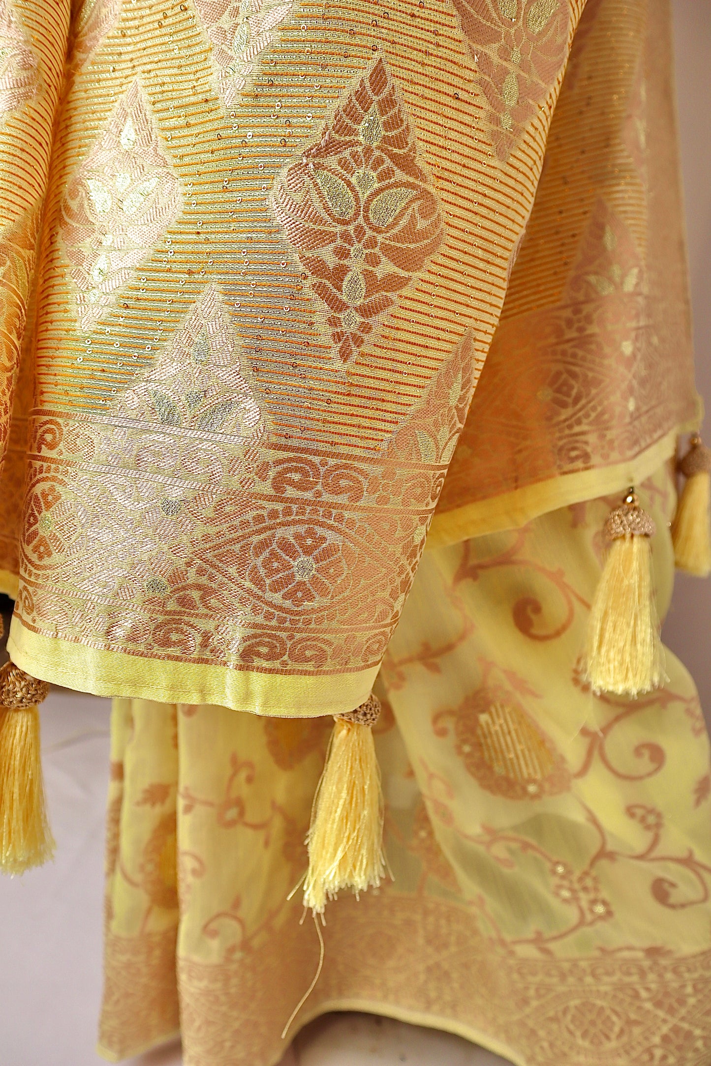 Yellow Printed Pure Cotton Saree - Vanesara