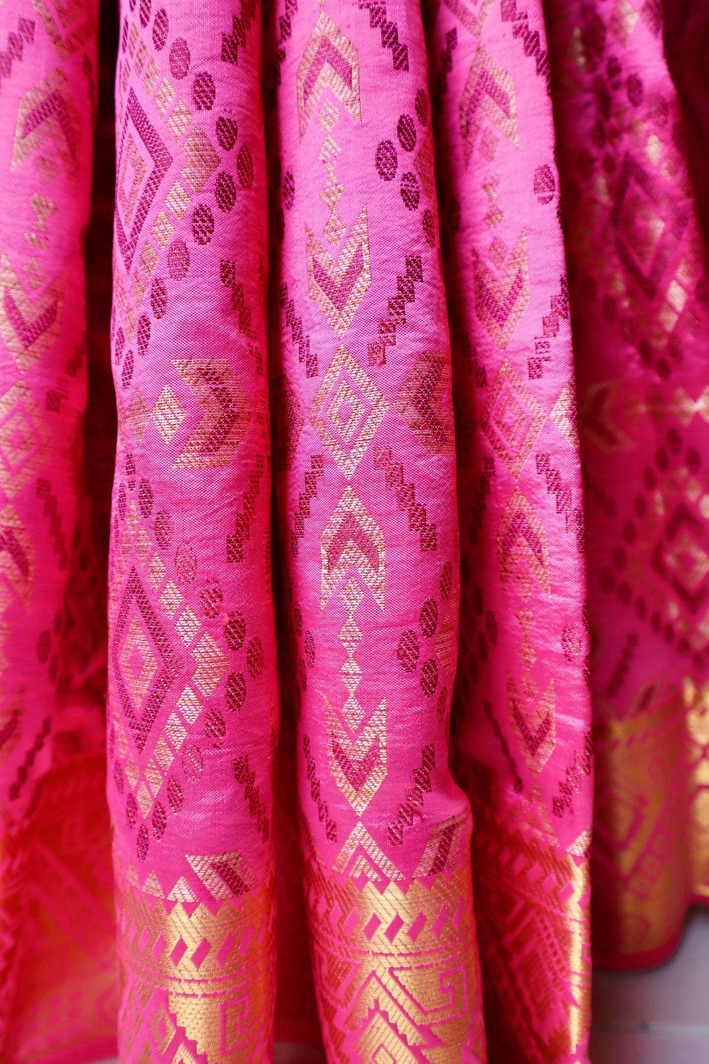Block Printed Pure Silk Saree - Vanesara