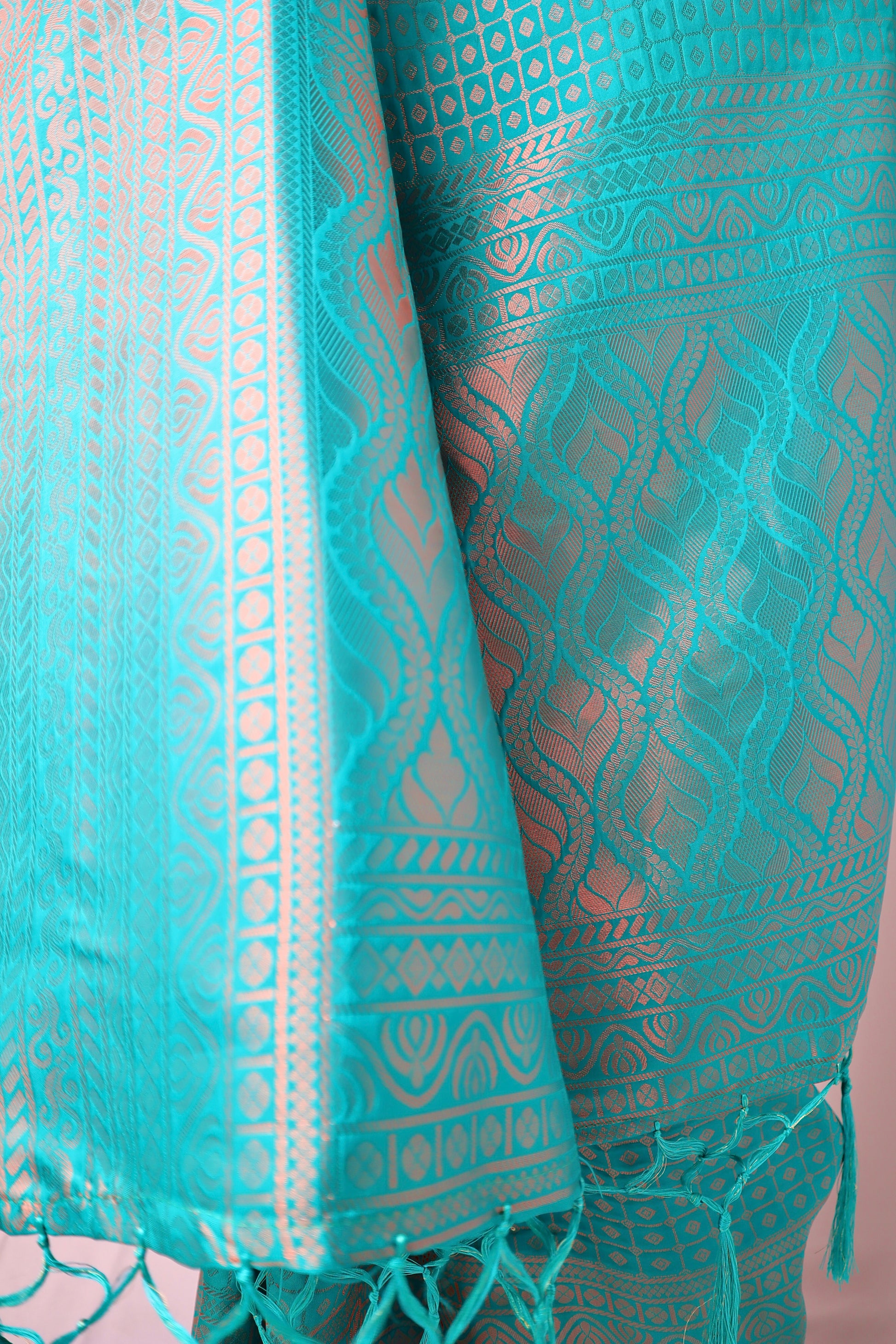 Green Block Printed Pure Silk Saree - Vanesara