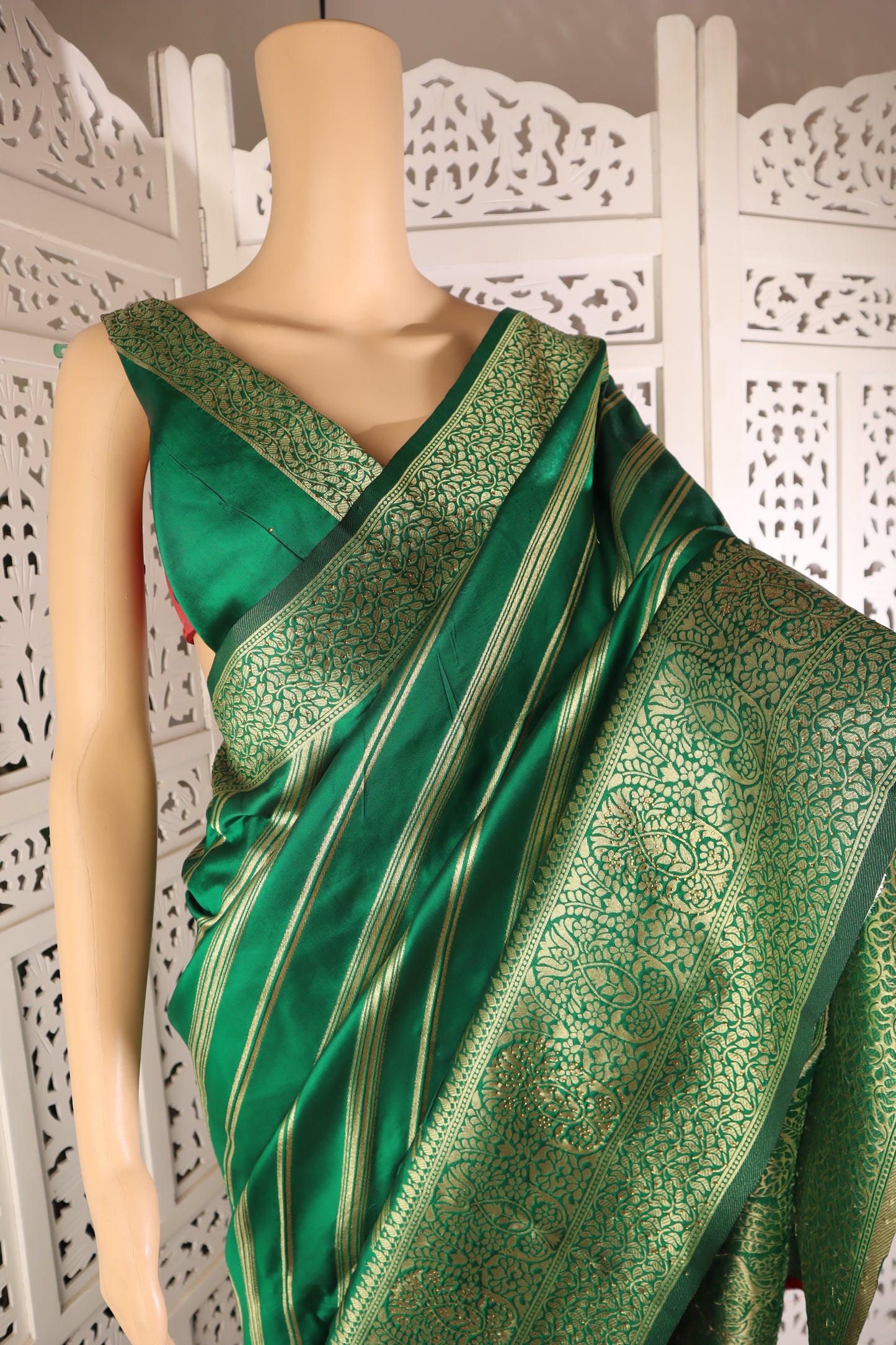 Green Silk Saree with Zari Line Design - Vanesara