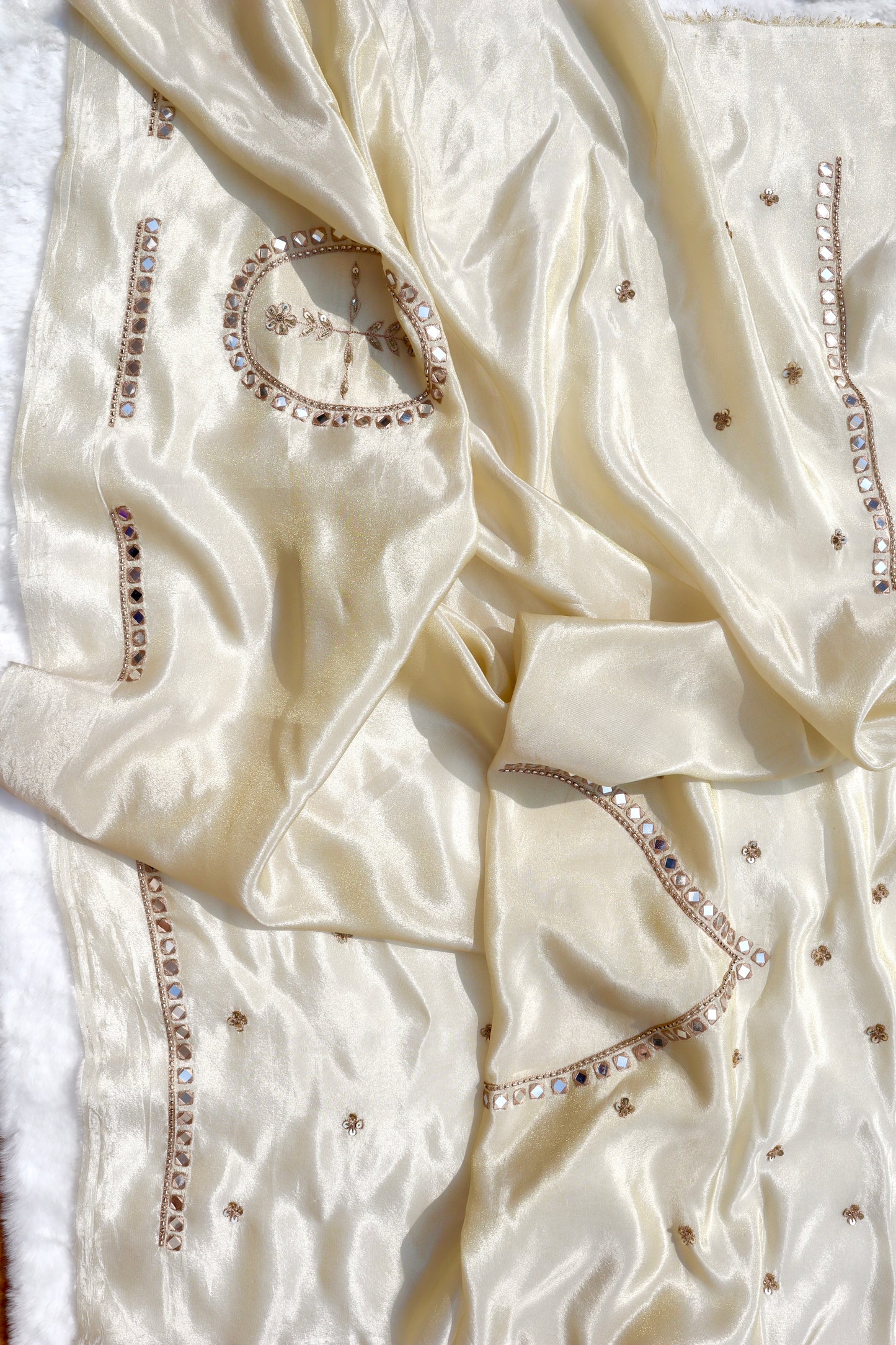 Off White Tissue Silk Saree - Vanesara
