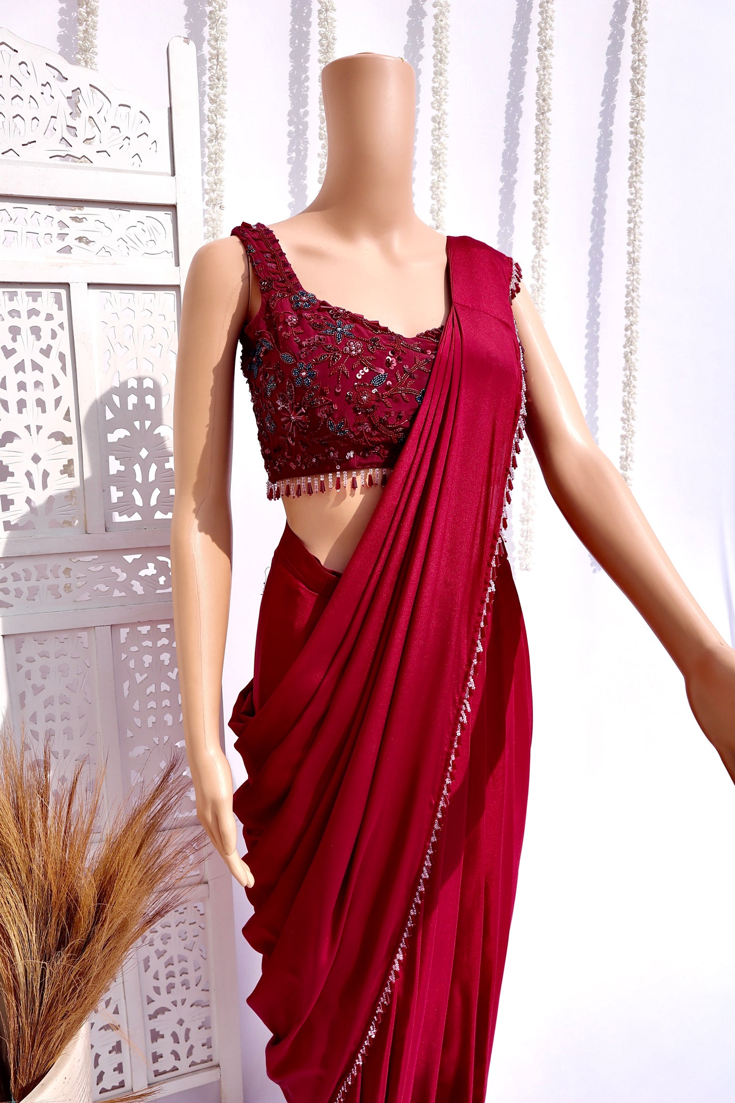 Predraped Maroon Lace Border Saree - Vanesara