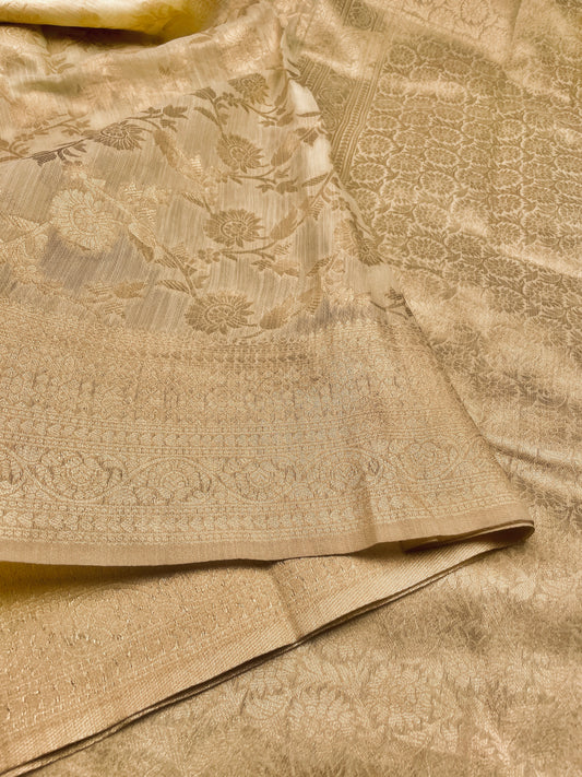 Golden Zari Woven Saree - Vanesara