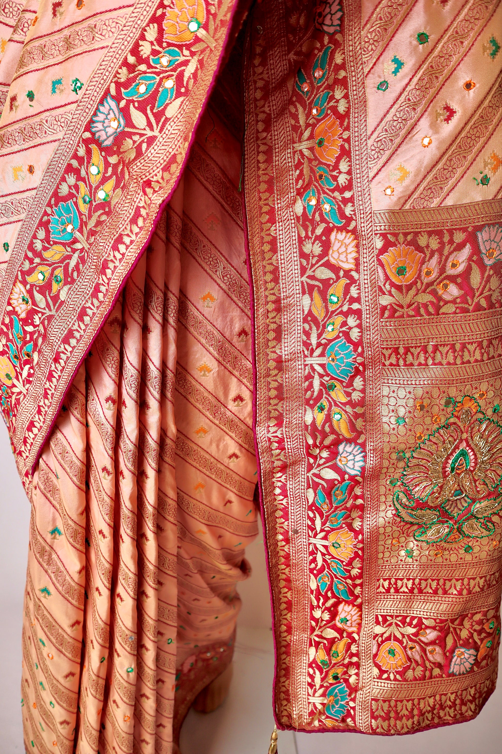 Handcrafted highlights all over silk - Vanesara