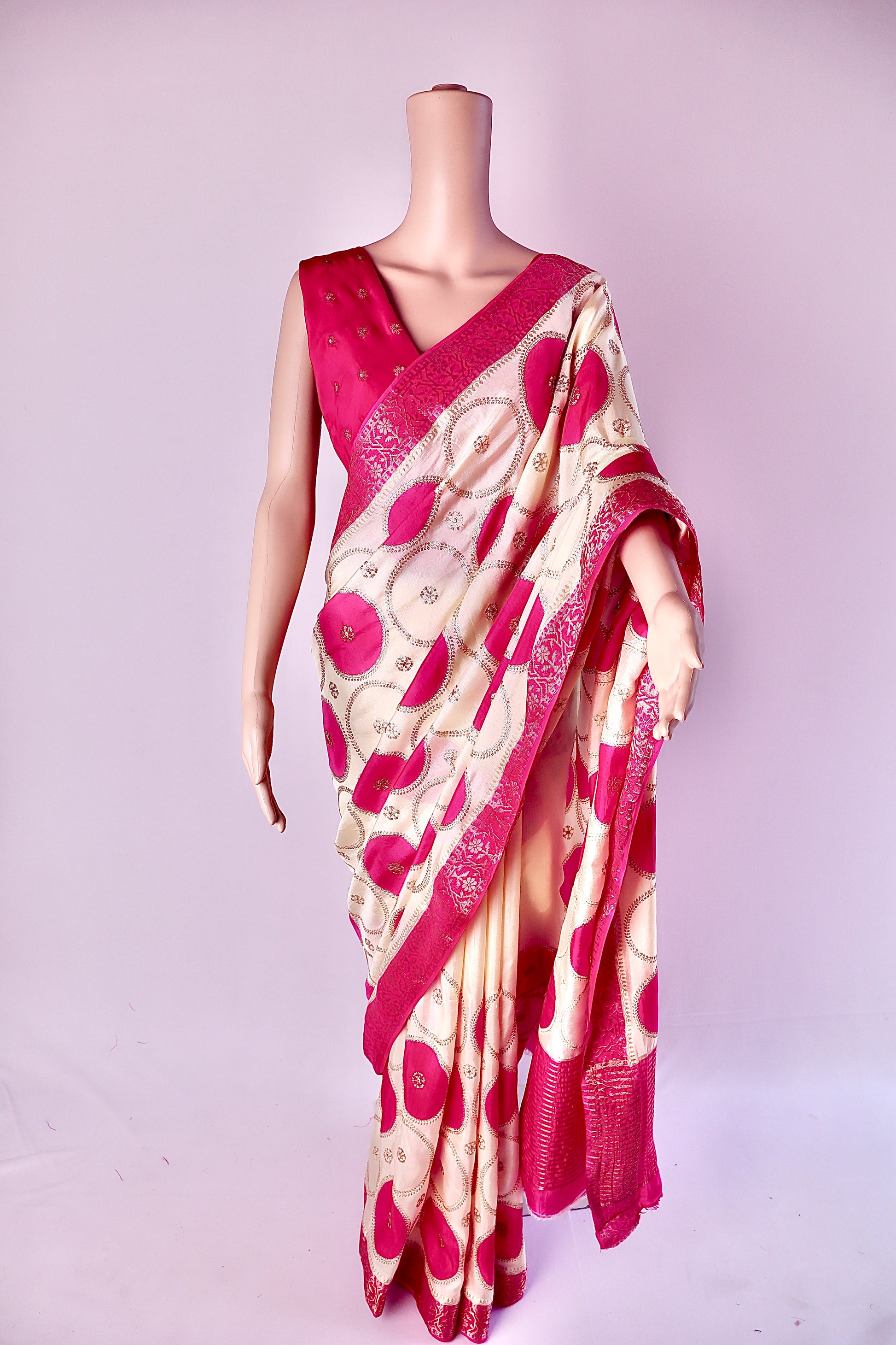 Dual color silk saree with sequin design - Vanesara