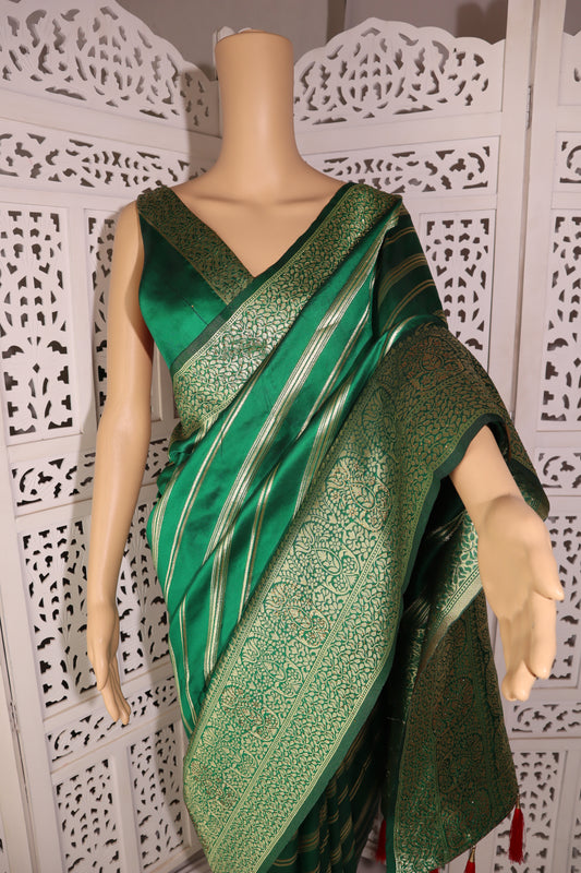 Green Silk Saree with Zari Line Design - Vanesara